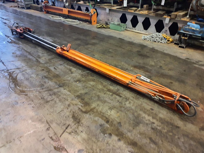 Spierings SK 598 AT5 cylinder set - Hydraulic cylinder for Crane: picture 1 Spierings SK 598 AT5 cylinder set - Hydraulic cylinder for Crane: picture 1