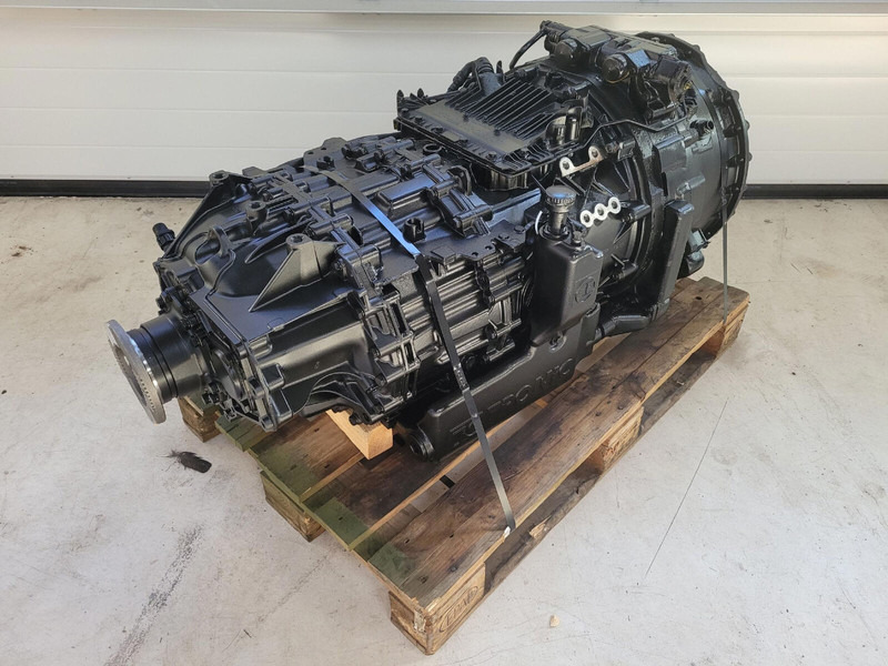 ZF LTM 1250-6.1 gearbox TC tronic 12 AS 3002 TC - Gearbox for Crane: picture 4 ZF LTM 1250-6.1 gearbox TC tronic 12 AS 3002 TC - Gearbox for Crane: picture 4