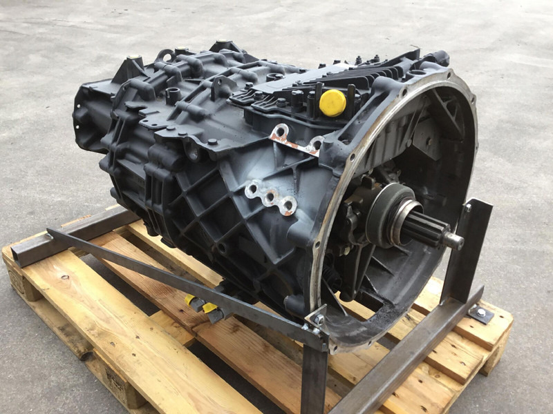 ZF MK 88 ZF Astronic gearbox 12 AS 2530 S0 - Gearbox for Crane: picture 2 ZF MK 88 ZF Astronic gearbox 12 AS 2530 S0 - Gearbox for Crane: picture 2
