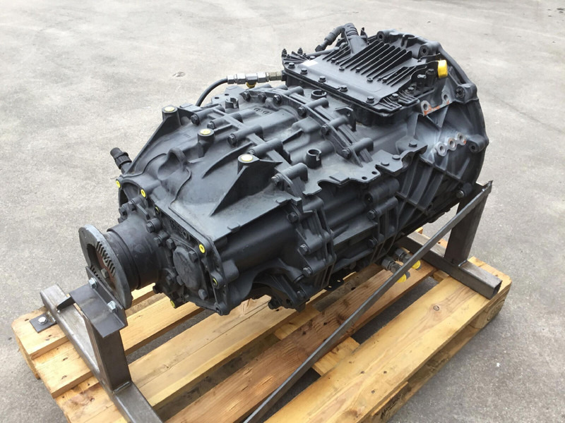 ZF MK 88 ZF Astronic gearbox 12 AS 2530 S0 - Gearbox for Crane: picture 3 ZF MK 88 ZF Astronic gearbox 12 AS 2530 S0 - Gearbox for Crane: picture 3