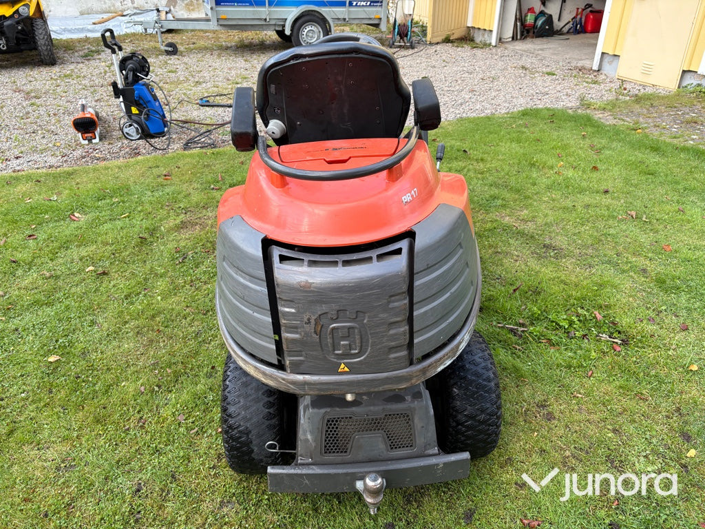 Åkgräsklippare Husqvarna PR 17 - Garden mower: picture 4 Åkgräsklippare Husqvarna PR 17 - Garden mower: picture 4