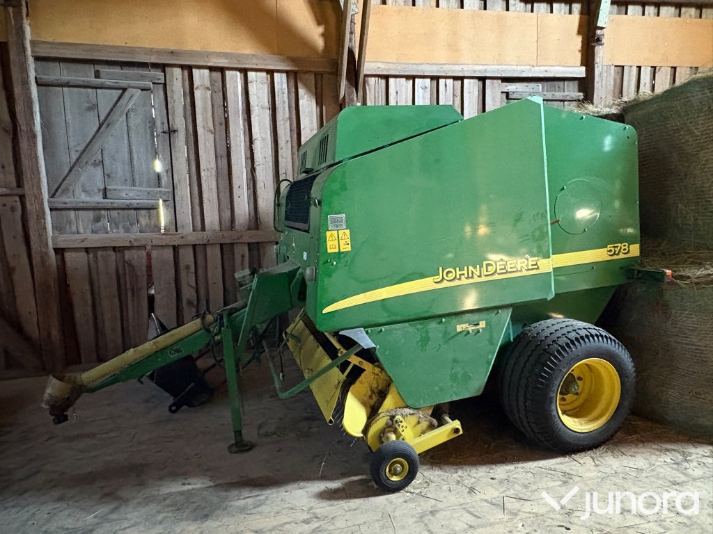 Fixkammarpress John Deere 578 - Round baler: picture 2 Fixkammarpress John Deere 578 - Round baler: picture 2