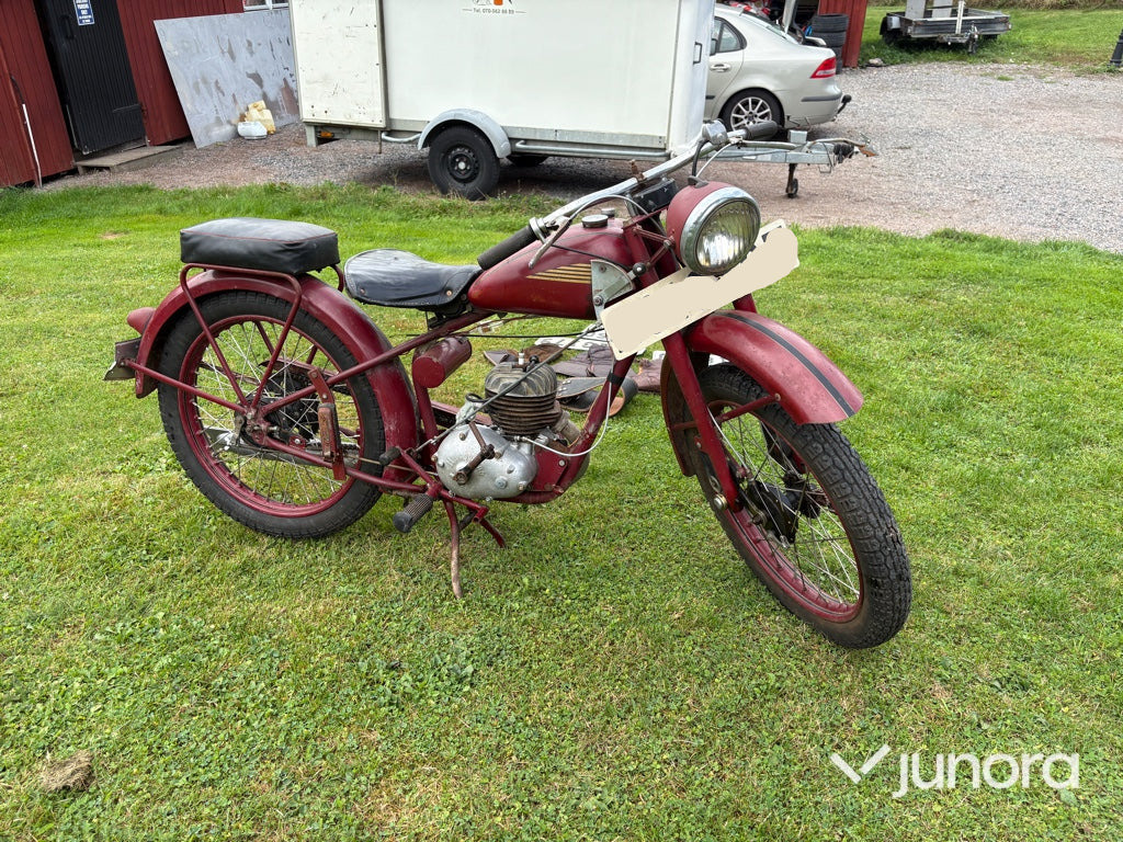 Motorcycle HUSQVARNA modell 228, 120 CC: picture 1