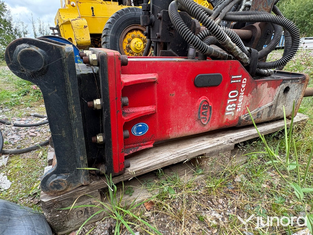 Hydraulhammare - JAB - Hydraulic hammer: picture 2 Hydraulhammare - JAB - Hydraulic hammer: picture 2