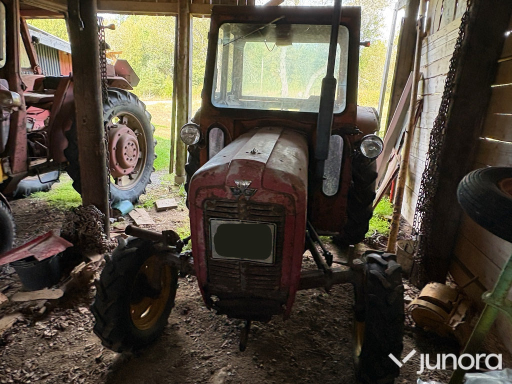 Massey Ferguson 35 - Farm tractor: picture 3 Massey Ferguson 35 - Farm tractor: picture 3