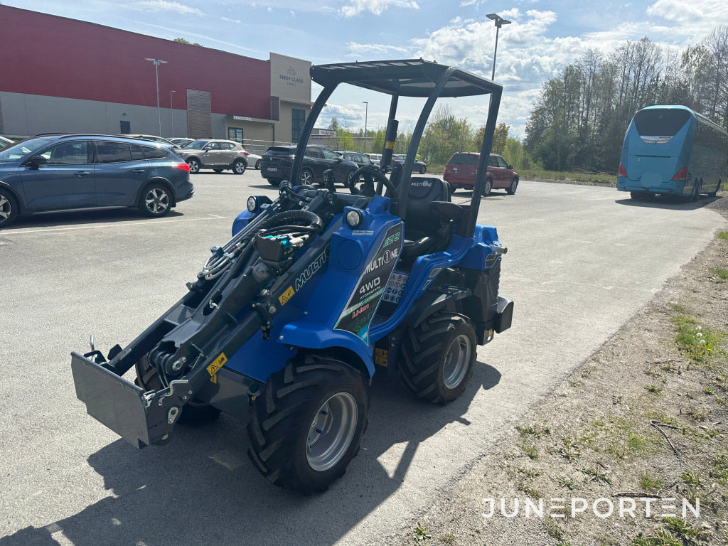 Minilastare Multione EZ5 - Compact loader: picture 4 Minilastare Multione EZ5 - Compact loader: picture 4