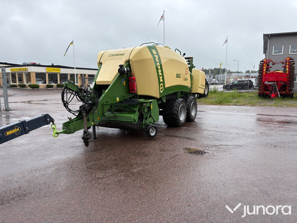 Rundbalspress Krone BIGPACK 890 - Square baler: picture 3 Rundbalspress Krone BIGPACK 890 - Square baler: picture 3