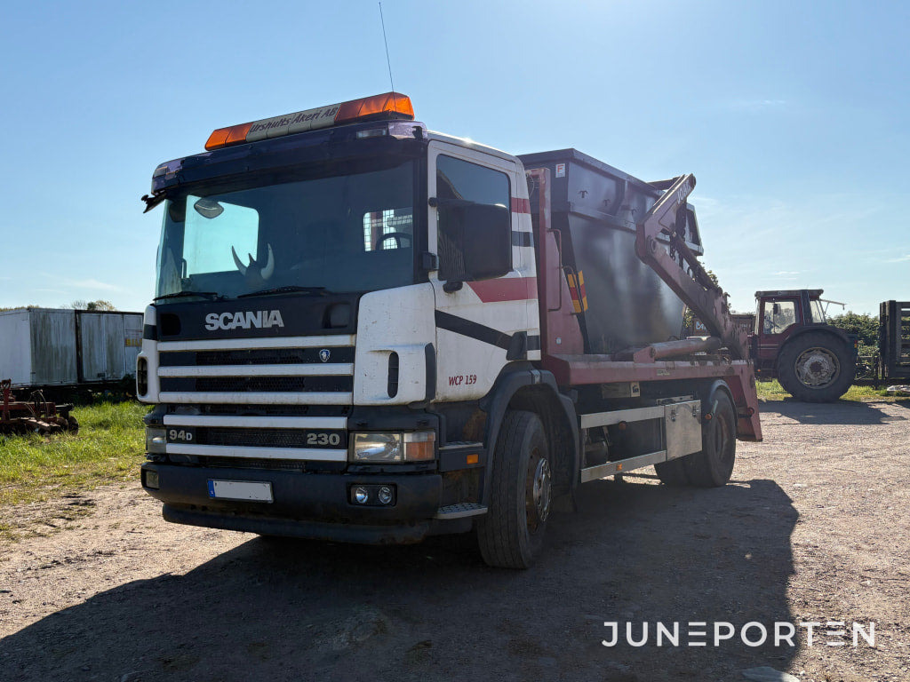 Scania Lastbil med lastväxslarflak - Skip loader truck: picture 1 Scania Lastbil med lastväxslarflak - Skip loader truck: picture 1