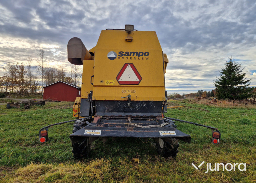 Skördetröska - Sampo Rosenlew, 2075 - Combine harvester: picture 4 Skördetröska - Sampo Rosenlew, 2075 - Combine harvester: picture 4