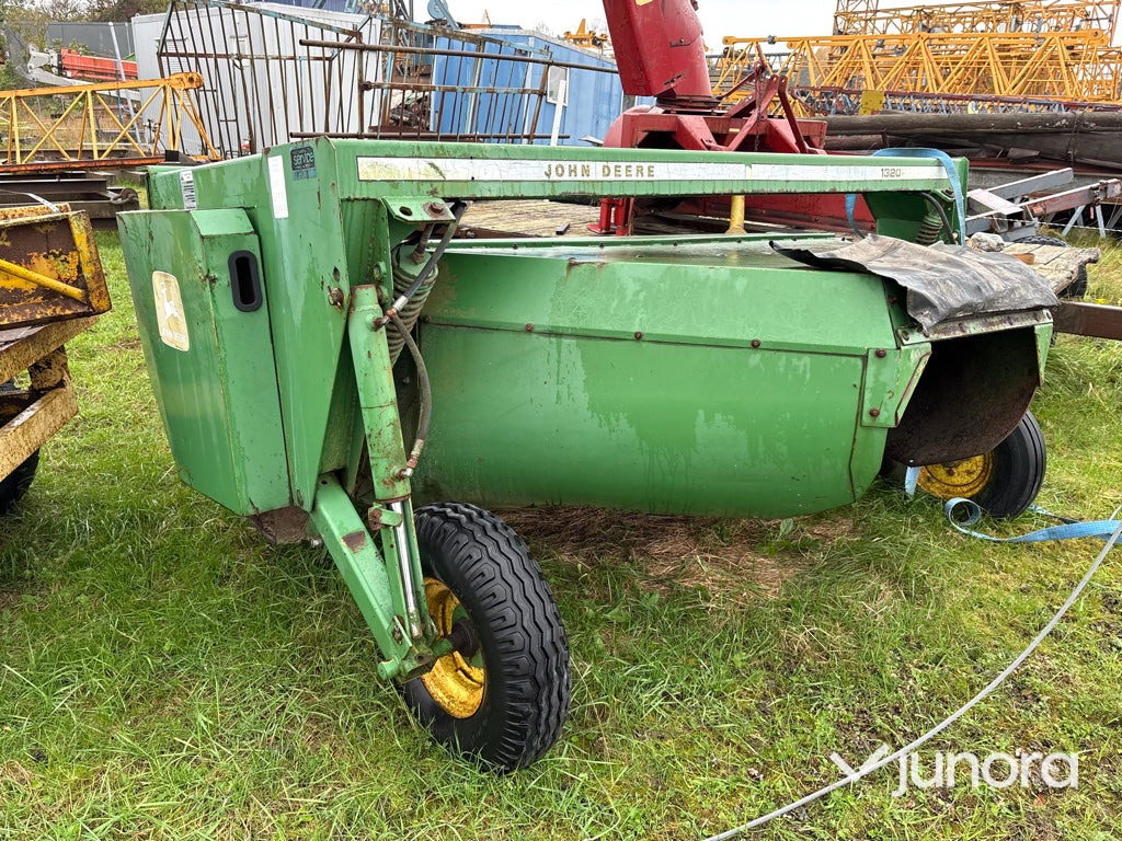 Slåtterkross - John Deere 1320 - Mower: picture 4 Slåtterkross - John Deere 1320 - Mower: picture 4