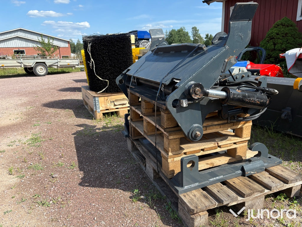 Snabbfäste till lastbil - Quick coupler for Truck: picture 1 Snabbfäste till lastbil - Quick coupler for Truck: picture 1
