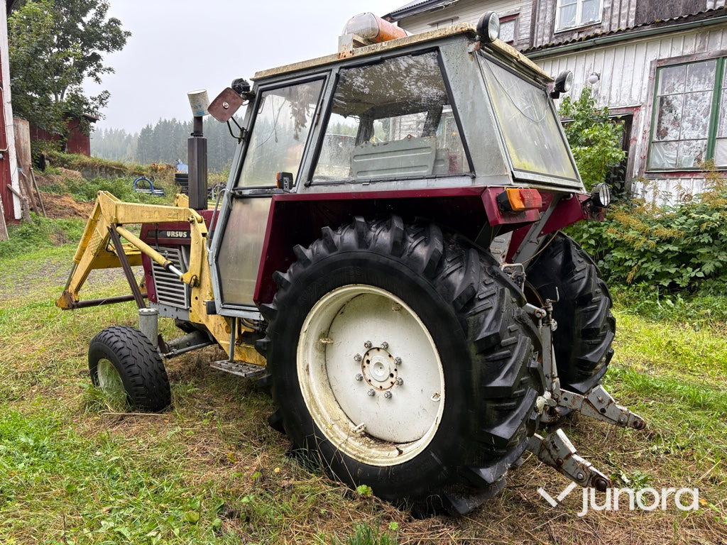 Ursus C-385 - Farm tractor: picture 2 Ursus C-385 - Farm tractor: picture 2