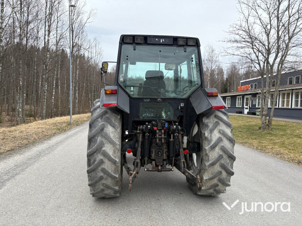 Valtra Valmet 6200 - Farm tractor: picture 3 Valtra Valmet 6200 - Farm tractor: picture 3