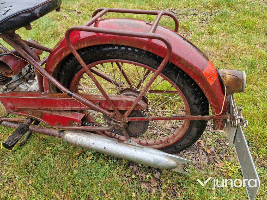 Veteranmotorcykel - Husqvarna 28 - Motorcycle: picture 4 Veteranmotorcykel - Husqvarna 28 - Motorcycle: picture 4