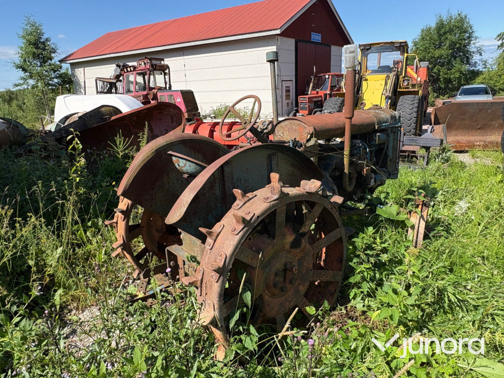 Veterantraktor Fordson Major - Farm tractor: picture 5 Veterantraktor Fordson Major - Farm tractor: picture 5