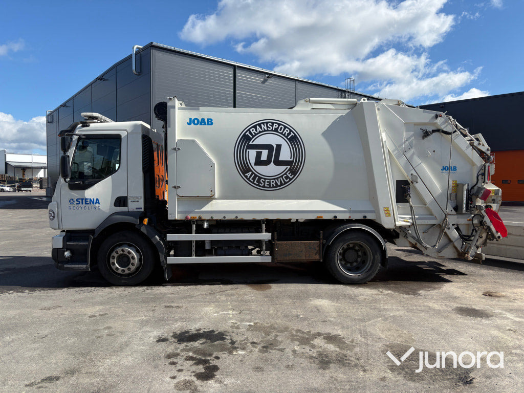Volvo FL 42 - Garbage truck: picture 3 Volvo FL 42 - Garbage truck: picture 3