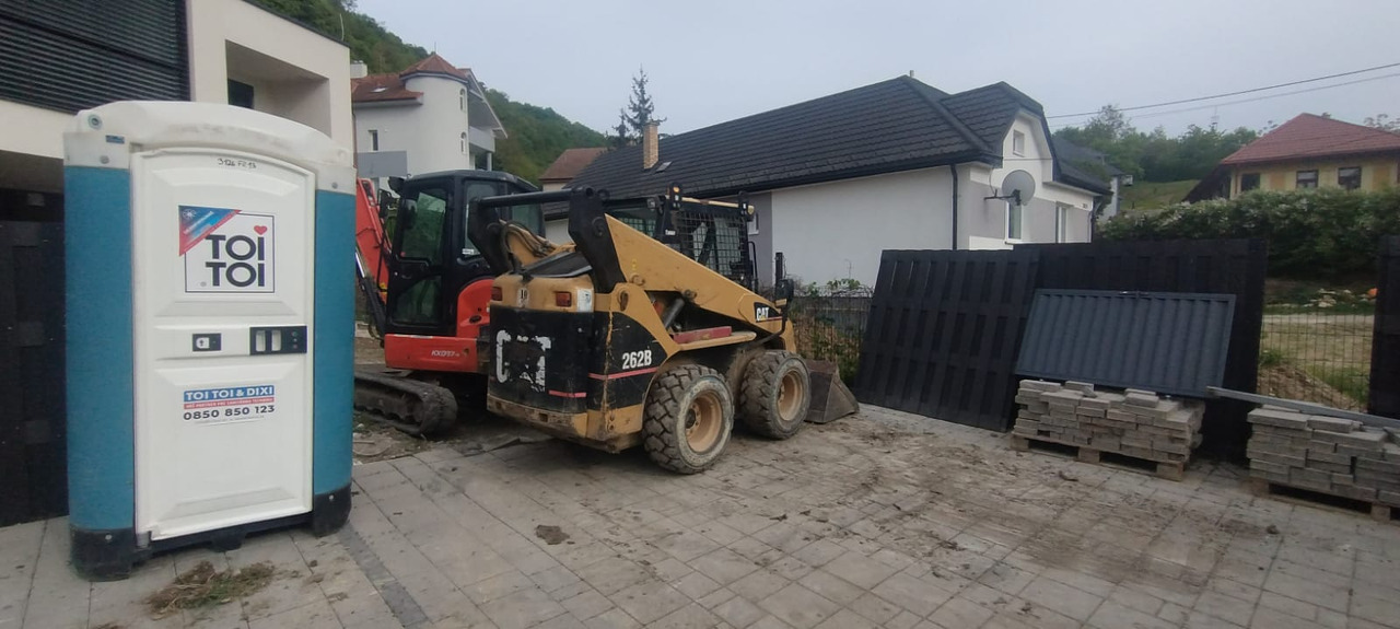 CATERPILLAR 262B - Skid steer loader: picture 1 CATERPILLAR 262B - Skid steer loader: picture 1