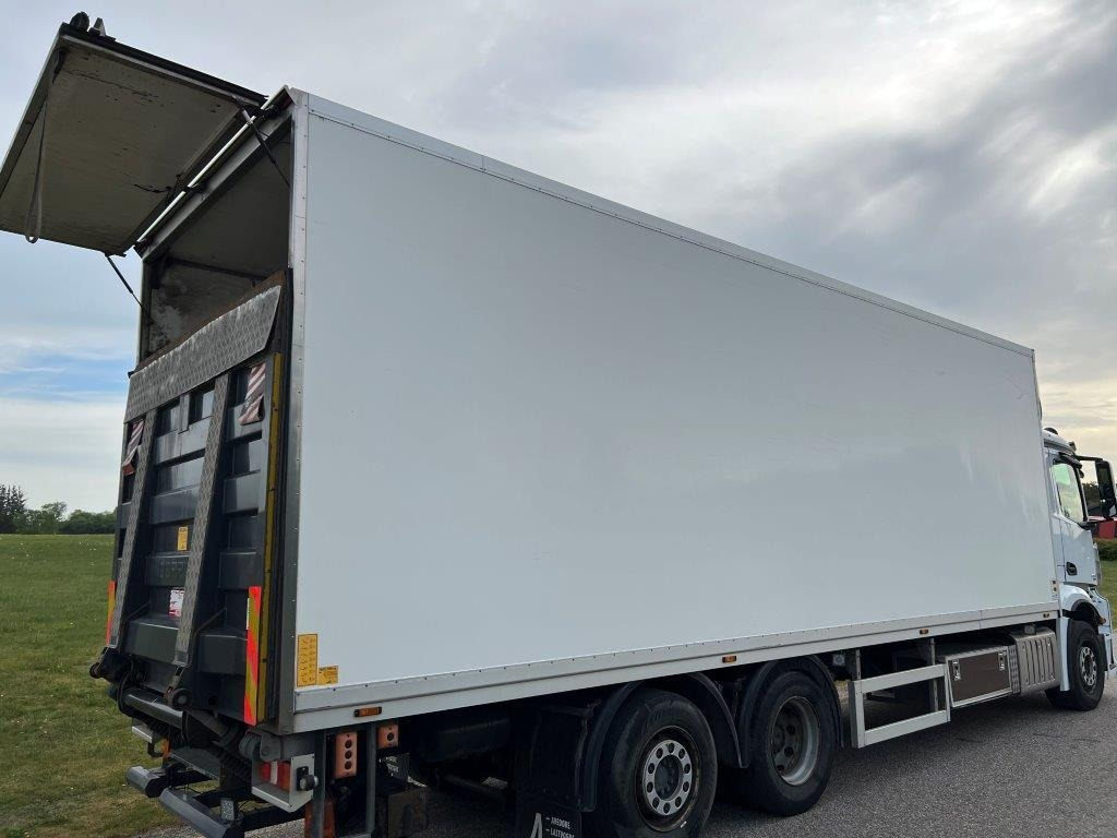 8,4 mtr glasfiber kasse - Xarios 500 - Swap body - box: picture 1 8,4 mtr glasfiber kasse - Xarios 500 - Swap body - box: picture 1