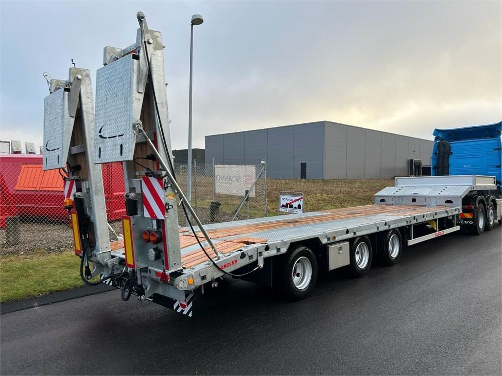 Hangler SDS-H 510-T 3-aks maskintrailer - dobbelt ramper - Low loader semi-trailer: picture 2 Hangler SDS-H 510-T 3-aks maskintrailer - dobbelt ramper - Low loader semi-trailer: picture 2