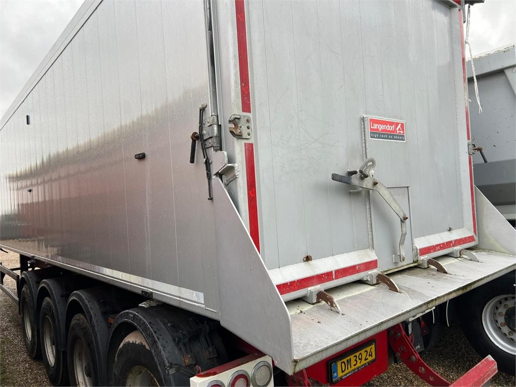 Langendorf SKA36 60m3 alu kasse med plastindlæg - Tipper semi-trailer: picture 4 Langendorf SKA36 60m3 alu kasse med plastindlæg - Tipper semi-trailer: picture 4