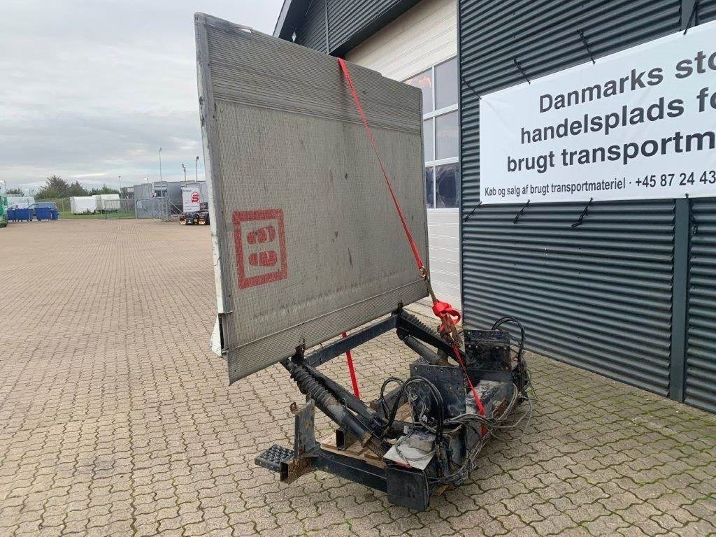 Palfinger 1000kg lodretstående - Tail lift: picture 2 Palfinger 1000kg lodretstående - Tail lift: picture 2