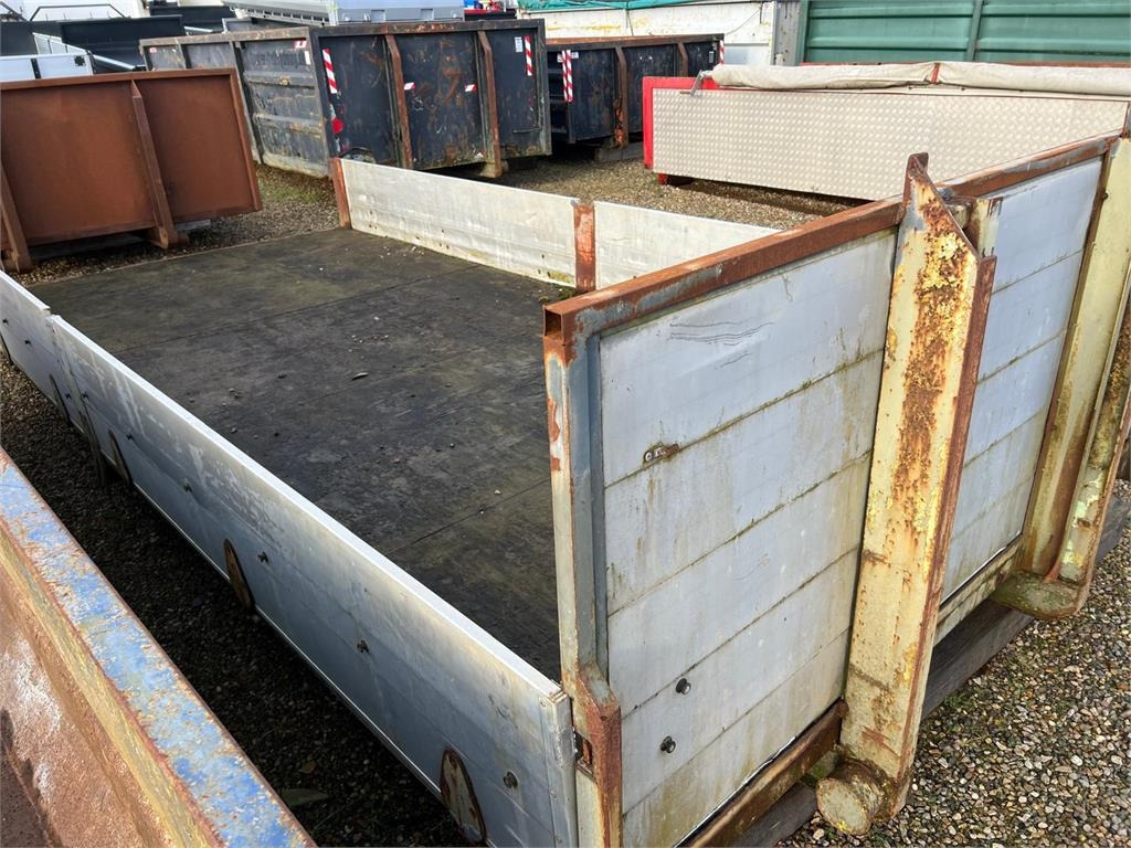 SAL5406 - 5,45 mtr alu sider - Flatbed body: picture 4 SAL5406 - 5,45 mtr alu sider - Flatbed body: picture 4