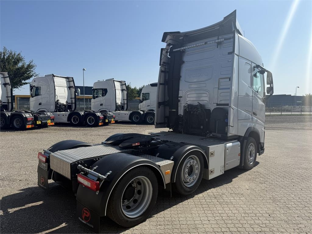 Volvo FH460 lowdeck Pucher - Tractor unit: picture 5 Volvo FH460 lowdeck Pucher - Tractor unit: picture 5