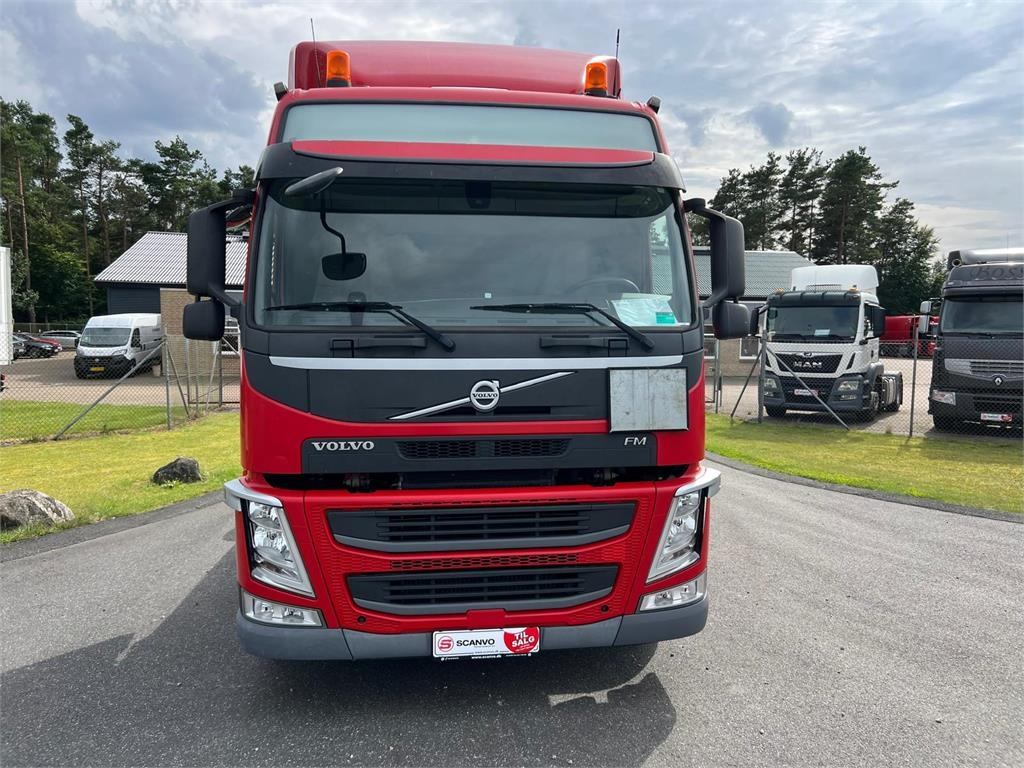 Volvo FM370 - Tractor unit: picture 3 Volvo FM370 - Tractor unit: picture 3