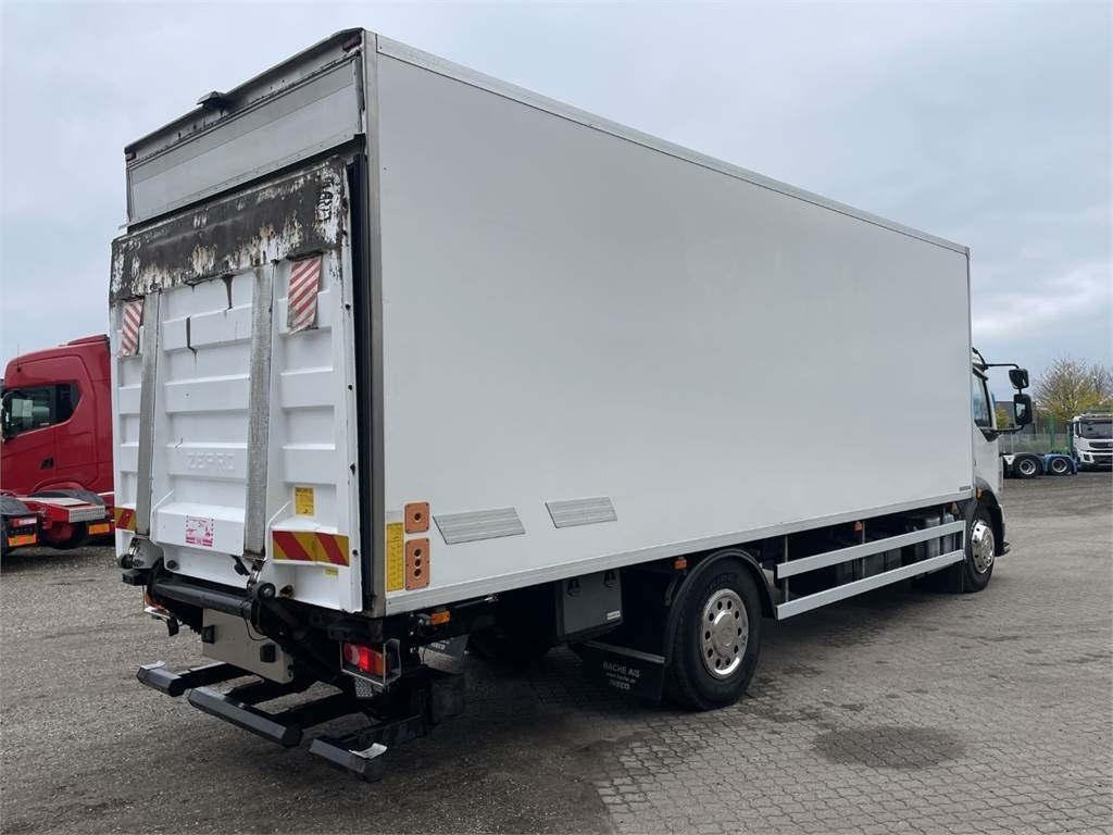 Volvo FL 250HK 18 ton dobbelt copartment - Refrigerator truck: picture 2 Volvo FL 250HK 18 ton dobbelt copartment - Refrigerator truck: picture 2