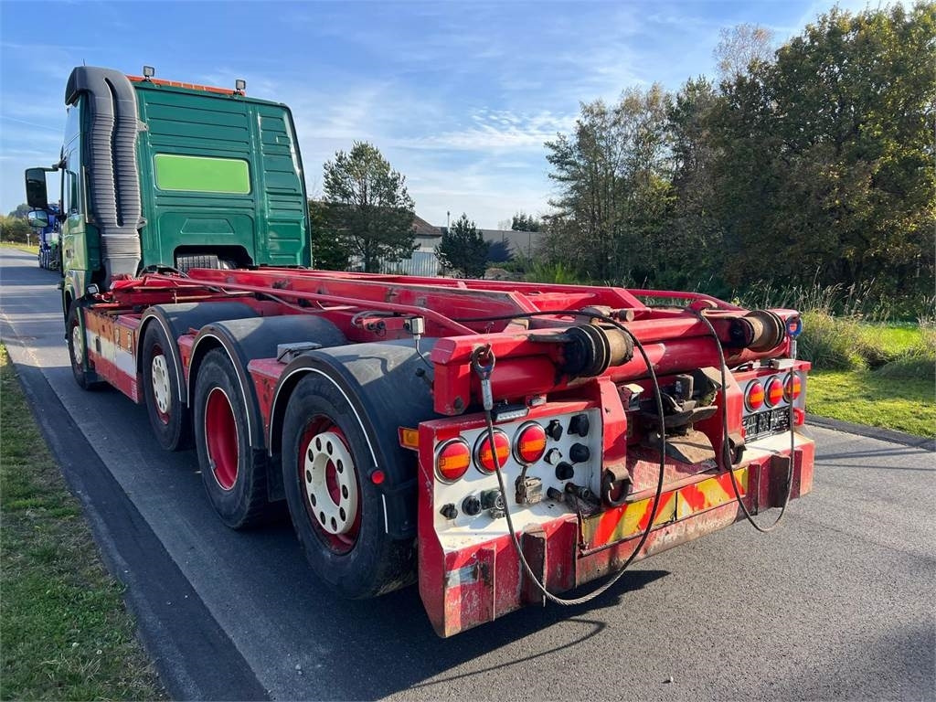 Volvo FM500 8x2*6 rigid pusher-tag tridem - Skip loader truck: picture 3 Volvo FM500 8x2*6 rigid pusher-tag tridem - Skip loader truck: picture 3