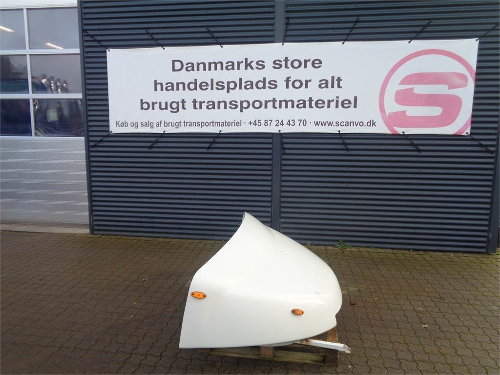 Volvo Tagspoiler til Volvo FL - Curtainsider truck: picture 2 Volvo Tagspoiler til Volvo FL - Curtainsider truck: picture 2