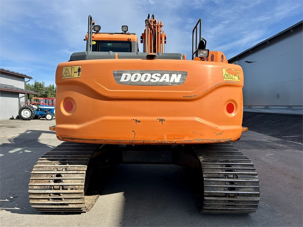 Doosan DX160LC-3 KALLISTAJA+PYÖRITTÄJÄ - Crawler excavator: picture 3 Doosan DX160LC-3 KALLISTAJA+PYÖRITTÄJÄ - Crawler excavator: picture 3