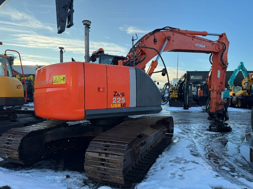 Hitachi Myyty! ZX225USRLC-3 - Crawler excavator: picture 4 Hitachi Myyty! ZX225USRLC-3 - Crawler excavator: picture 4