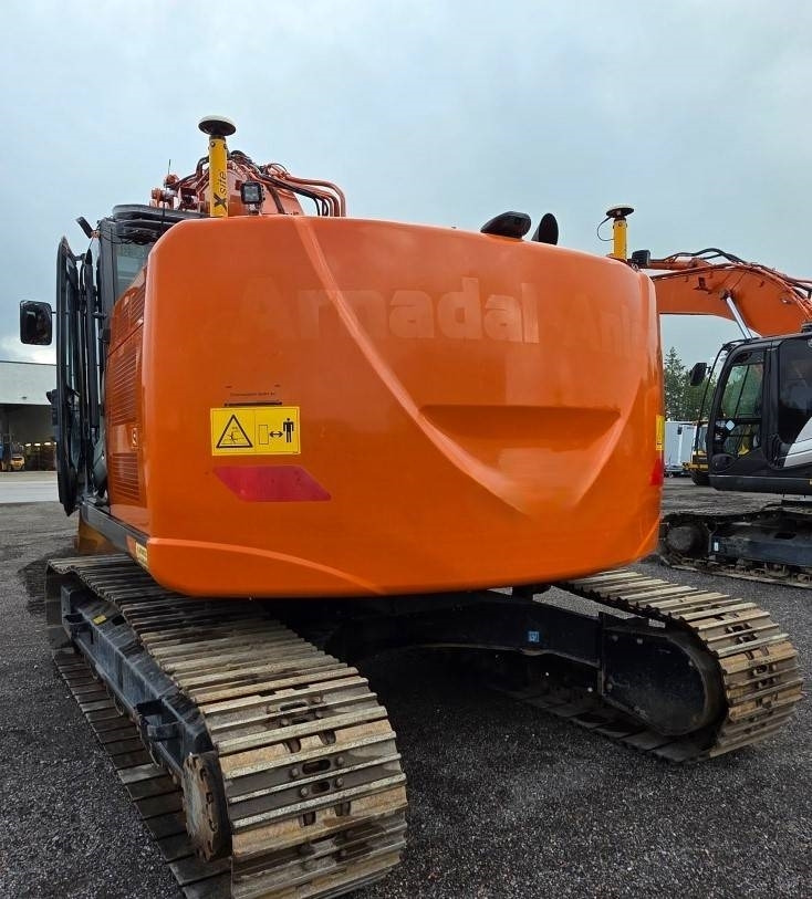 Hitachi ZX 225 US R LC-6 - Crawler excavator: picture 2 Hitachi ZX 225 US R LC-6 - Crawler excavator: picture 2