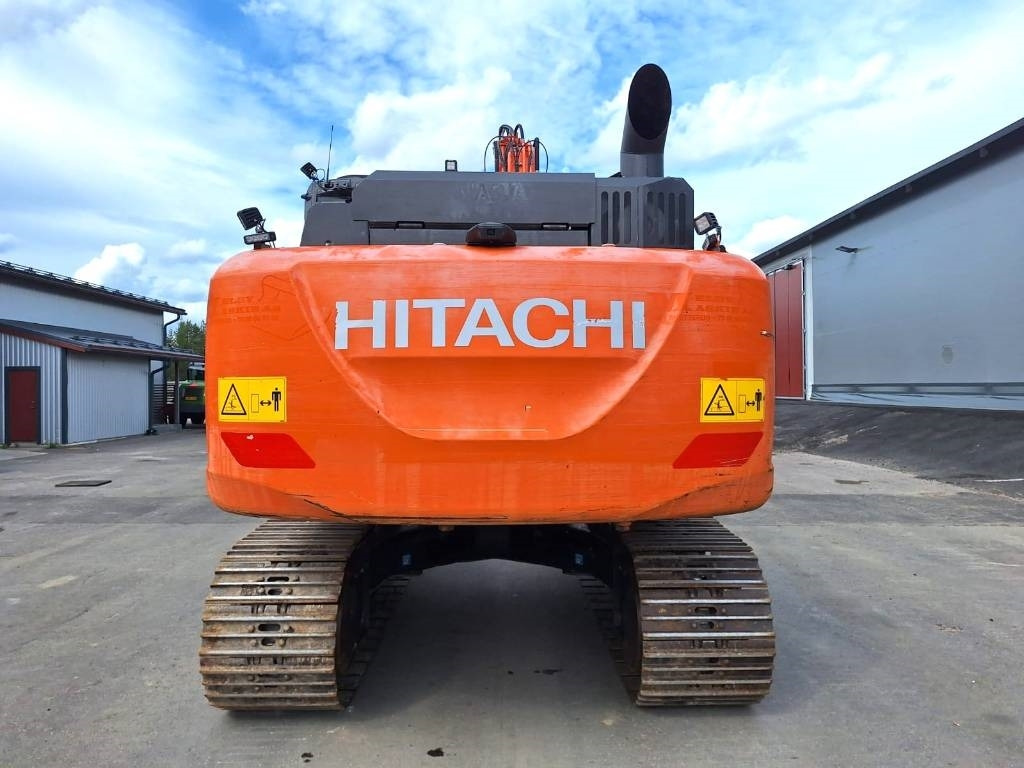 Hitachi ZX160LC-6 PYÖRITTÄJÄLLÄ - Crawler excavator: picture 3 Hitachi ZX160LC-6 PYÖRITTÄJÄLLÄ - Crawler excavator: picture 3