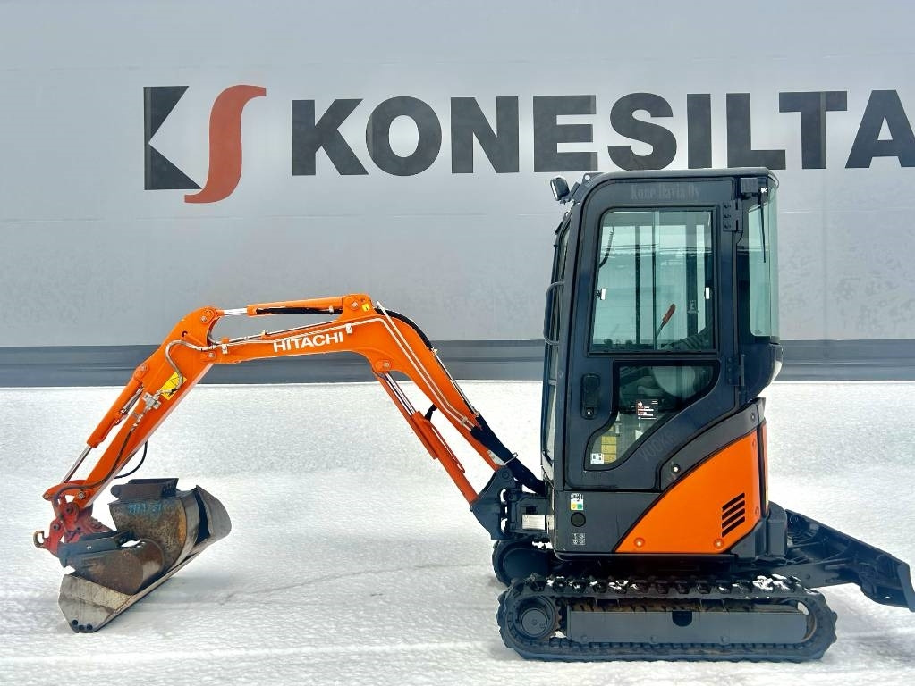 Hitachi ZX17U-2 KALLISTAJALLA - Mini excavator: picture 1 Hitachi ZX17U-2 KALLISTAJALLA - Mini excavator: picture 1