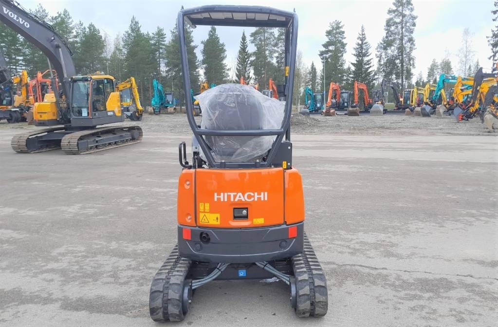 Hitachi ZX17U-6 KALLISTAJALLA - Mini excavator: picture 3 Hitachi ZX17U-6 KALLISTAJALLA - Mini excavator: picture 3