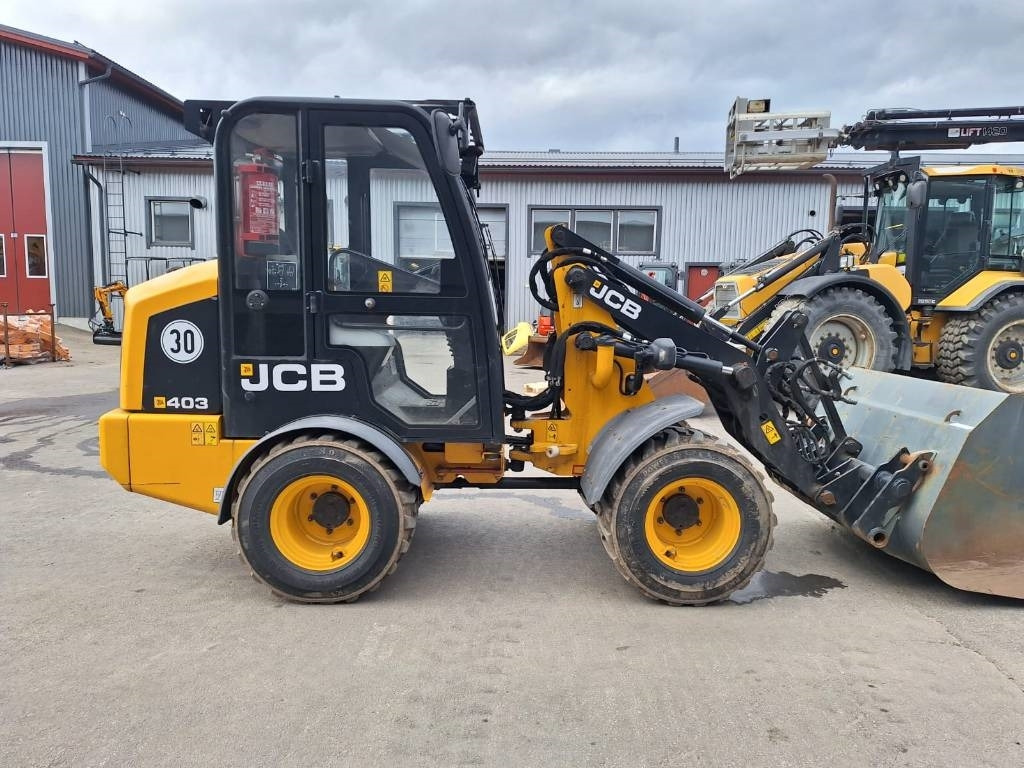 JCB 403 PIIKIT JA KAUHA - Compact loader: picture 5 JCB 403 PIIKIT JA KAUHA - Compact loader: picture 5
