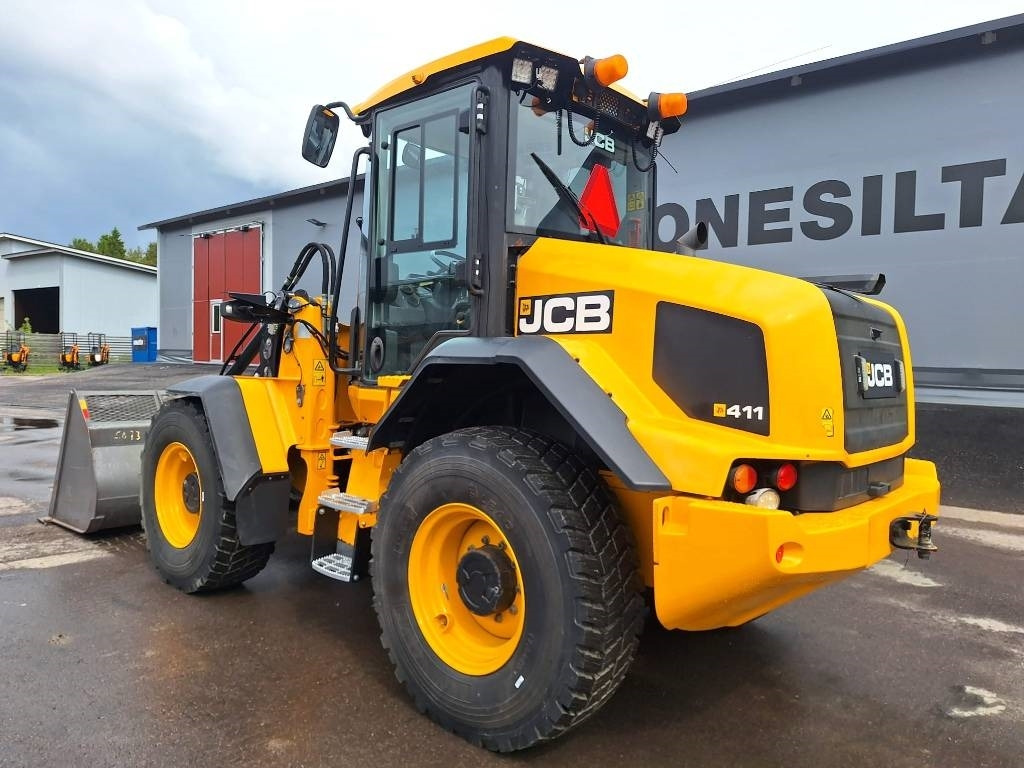 JCB MYYTY! SOLD! 411HT T4F HYVÄT RENKAAT YM. - Wheel loader: picture 2 JCB MYYTY! SOLD! 411HT T4F HYVÄT RENKAAT YM. - Wheel loader: picture 2