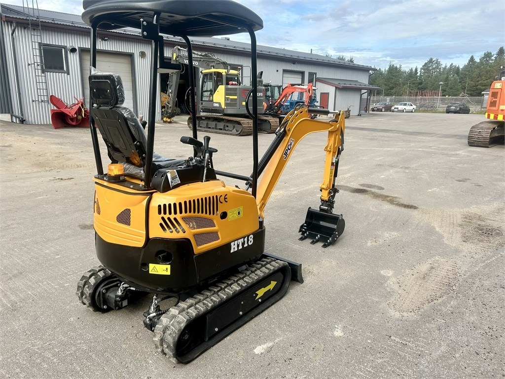 JPC HT 18 KATOS KUIN UUSI - Mini excavator: picture 5 JPC HT 18 KATOS KUIN UUSI - Mini excavator: picture 5