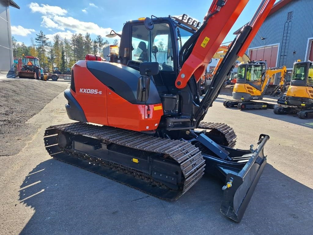 Kubota KX085-5 PYÖRITTÄJÄLLÄ, PIENET TUNNIT - Mini excavator: picture 5 Kubota KX085-5 PYÖRITTÄJÄLLÄ, PIENET TUNNIT - Mini excavator: picture 5