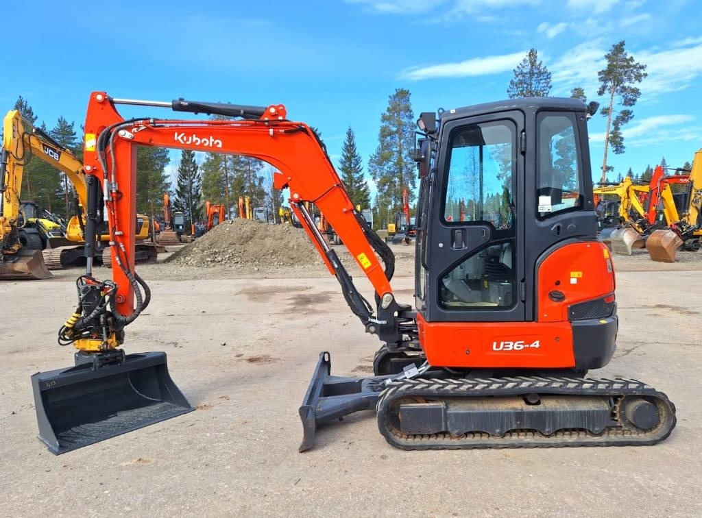 Kubota MYYTY! SOLD! U36-4 PYÖRITTÄJÄLLÄ - Mini excavator: picture 1 Kubota MYYTY! SOLD! U36-4 PYÖRITTÄJÄLLÄ - Mini excavator: picture 1