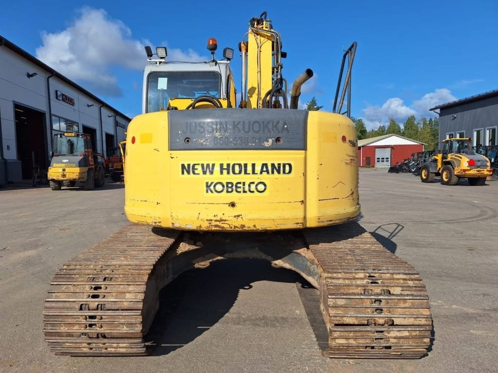 New Holland MYYTY! SOLD! E135SRLC PYÖRITTÄJÄLLÄ - Crawler excavator: picture 2 New Holland MYYTY! SOLD! E135SRLC PYÖRITTÄJÄLLÄ - Crawler excavator: picture 2
