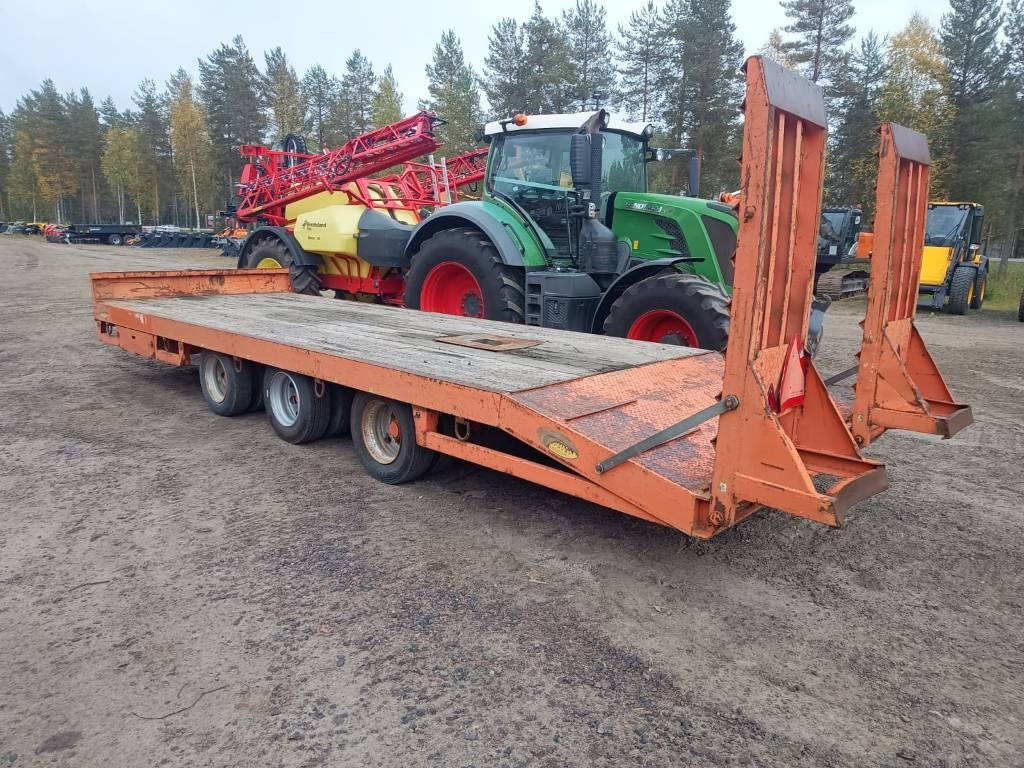 Predator 3-AKSELINEN TRAKTORILAVETTI - Low loader trailer: picture 4 Predator 3-AKSELINEN TRAKTORILAVETTI - Low loader trailer: picture 4