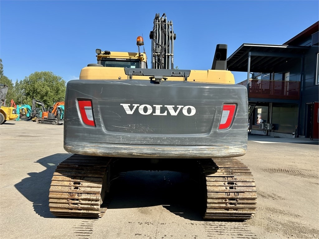 Volvo EC180DL PYÖRITTÄJÄLLÄ - Crawler excavator: picture 4 Volvo EC180DL PYÖRITTÄJÄLLÄ - Crawler excavator: picture 4