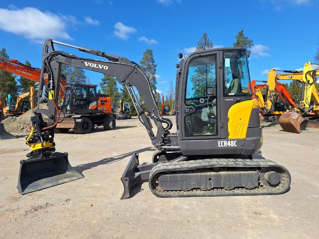 Volvo ECR48C PYÖRITTÄJÄ PIHDEILLÄ - Mini excavator: picture 1 Volvo ECR48C PYÖRITTÄJÄ PIHDEILLÄ - Mini excavator: picture 1