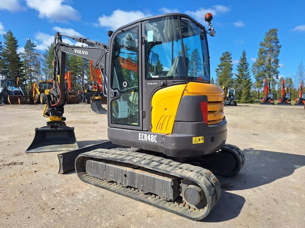 Volvo ECR48C PYÖRITTÄJÄ PIHDEILLÄ - Mini excavator: picture 2 Volvo ECR48C PYÖRITTÄJÄ PIHDEILLÄ - Mini excavator: picture 2