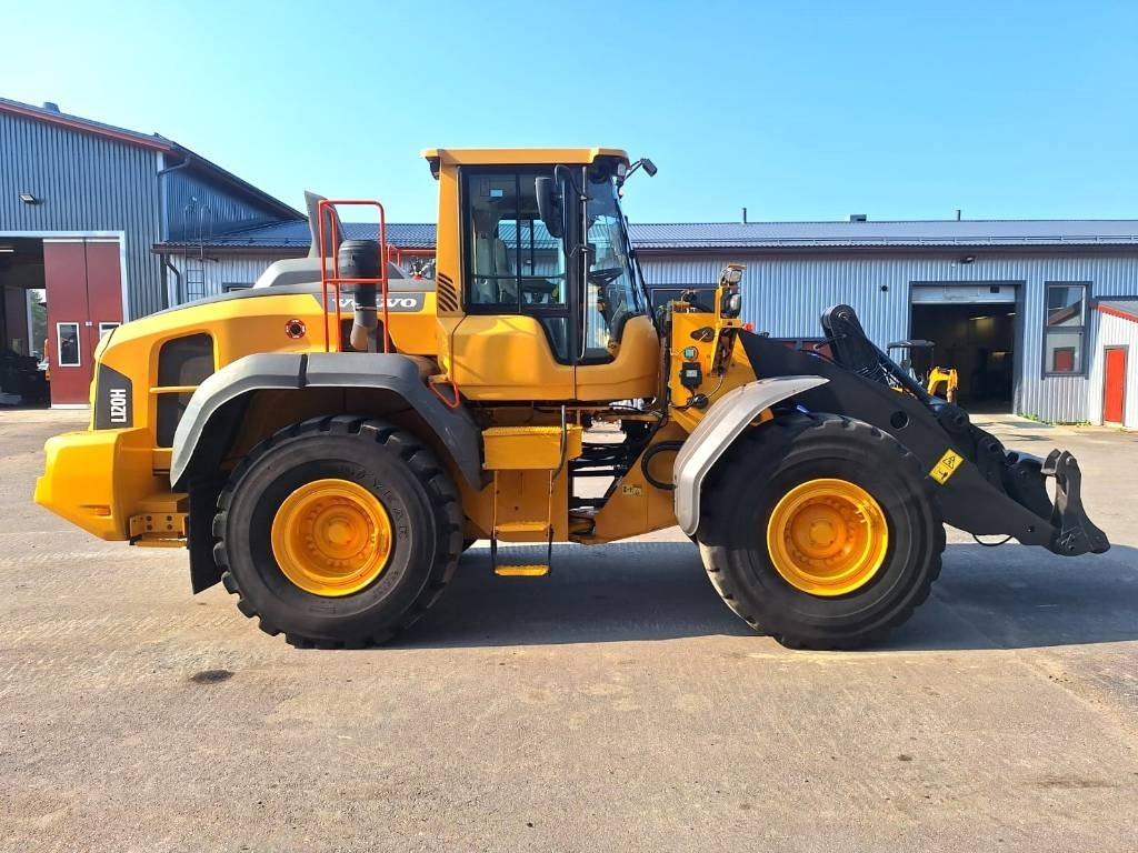 Volvo L120H LONG BOOM, VAAKA YM. - Wheel loader: picture 5 Volvo L120H LONG BOOM, VAAKA YM. - Wheel loader: picture 5