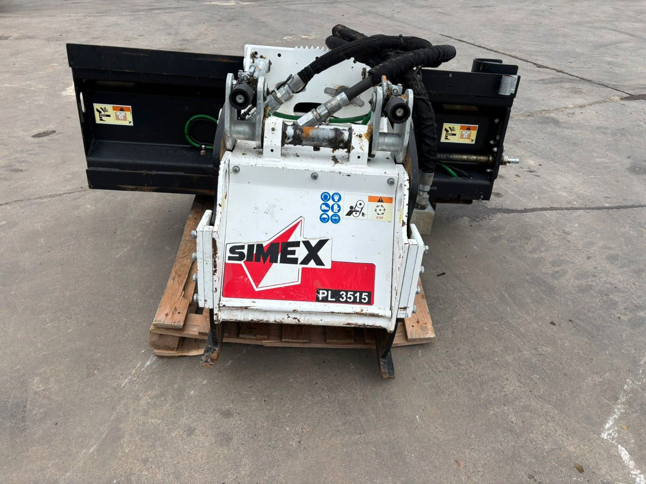 Frese Asphalt Simex PL3515 - Attachment, Asphalt machine for Construction machinery: picture 1 Frese Asphalt Simex PL3515 - Attachment, Asphalt machine for Construction machinery: picture 1