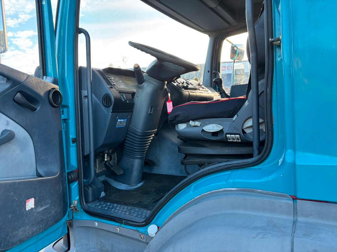 Leasing of Mercedes-Benz Atego 1823. 6 Zylinder. Mercedes-Benz Atego 1823. 6 Zylinder.: picture 14 Leasing of Mercedes-Benz Atego 1823. 6 Zylinder. Mercedes-Benz Atego 1823. 6 Zylinder.: picture 14